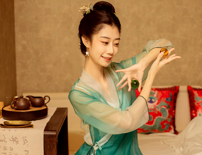 广州荔湾spa按摩会所艺师风采（七）让身沉浸,给心浴享